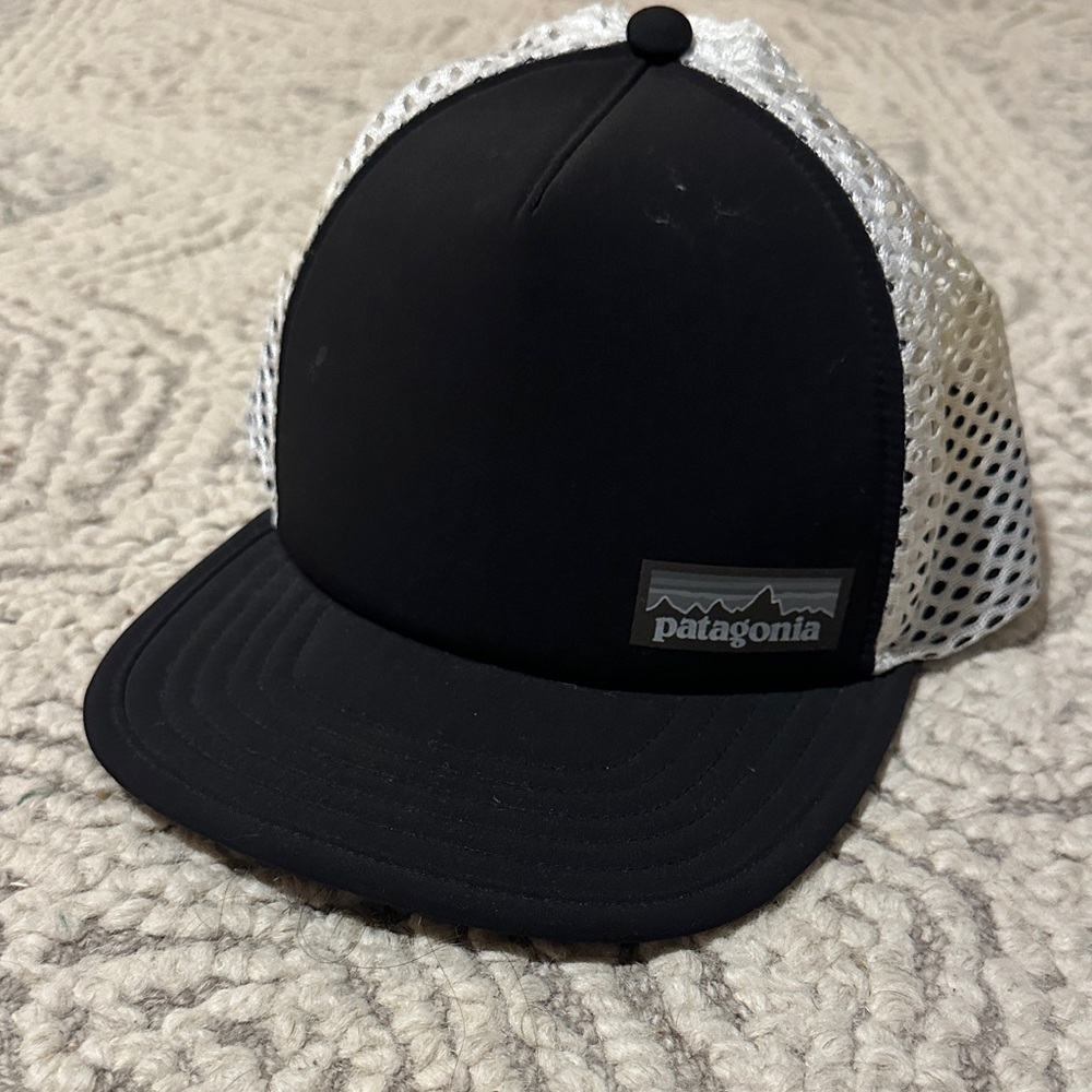 Patagonia Black and White Mesh Cap